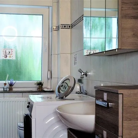 아파트 Your Private Bedroom Near Station Perfect For Solo Travelers